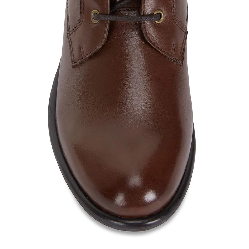 Badge Boot in Brown Leather