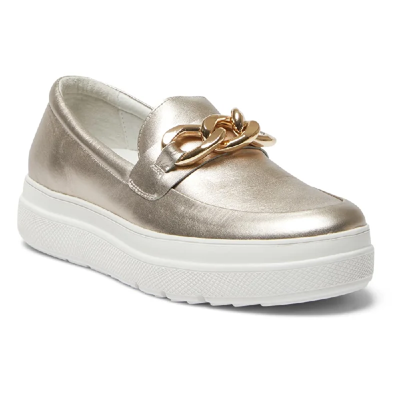 Bates Sneaker in Soft Gold Leather