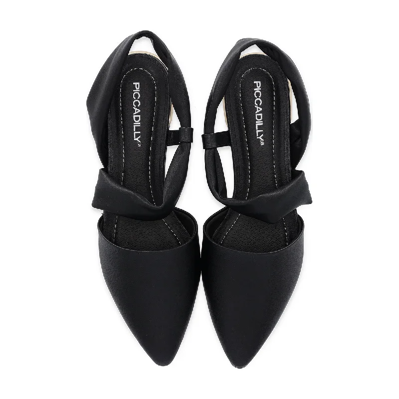 Black Flats for Women (274.063)