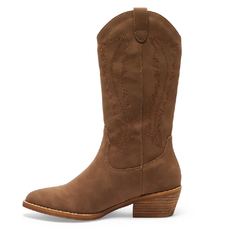 Cowboy Boot in Cognac