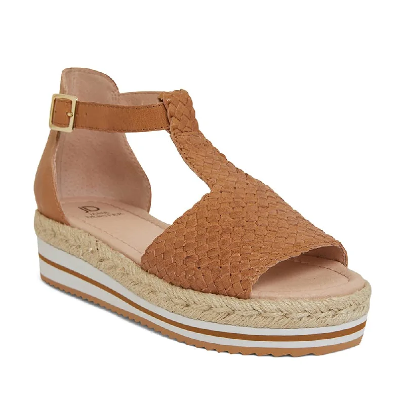 Daze Sandal in Tan Leather