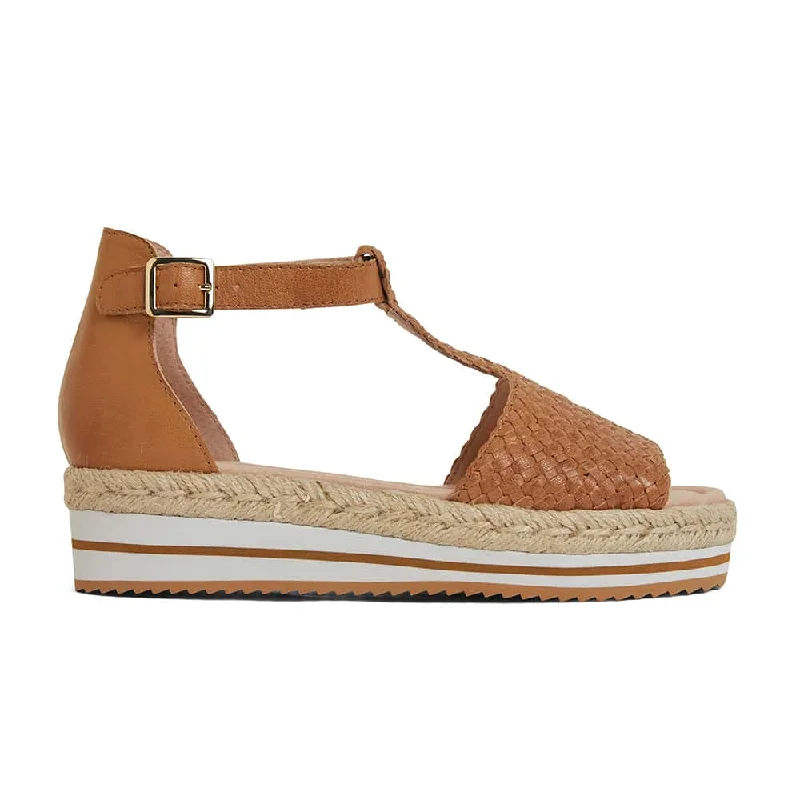 Daze Sandal in Tan Leather