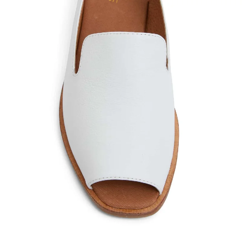 Delaney Sandal in White Leather