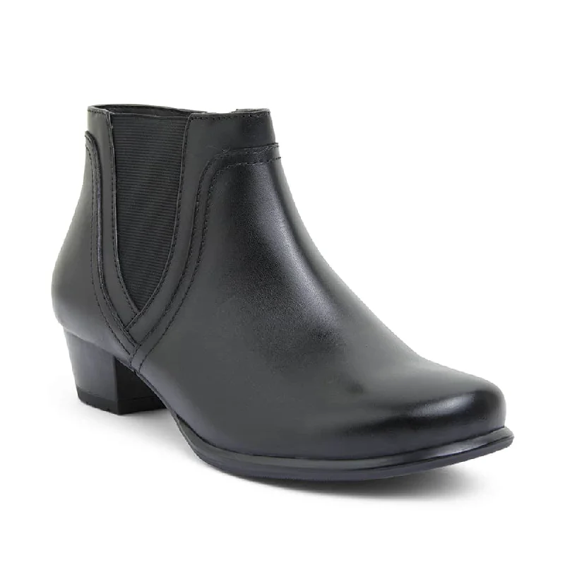 Delmar Boot in Black Leather