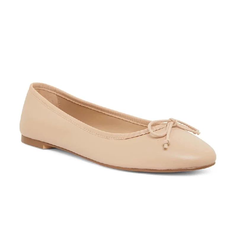 Fonteyn Flat in Nude Leather