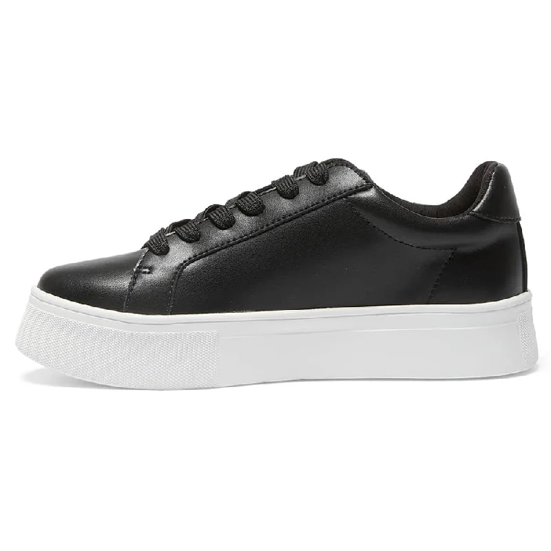 Frenzy Sneaker in Black Leather