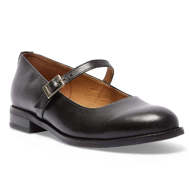 Gabriel Flat in Black Leather