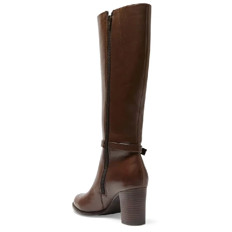 Galen Boot in Brown Leather