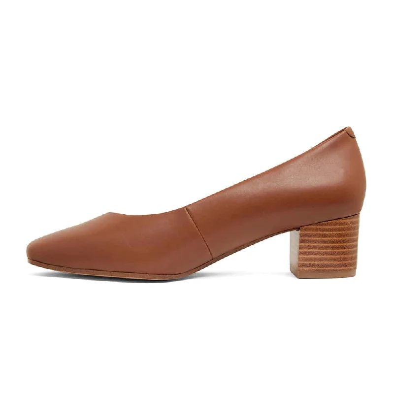 Gamma Heel in Cognac Leather