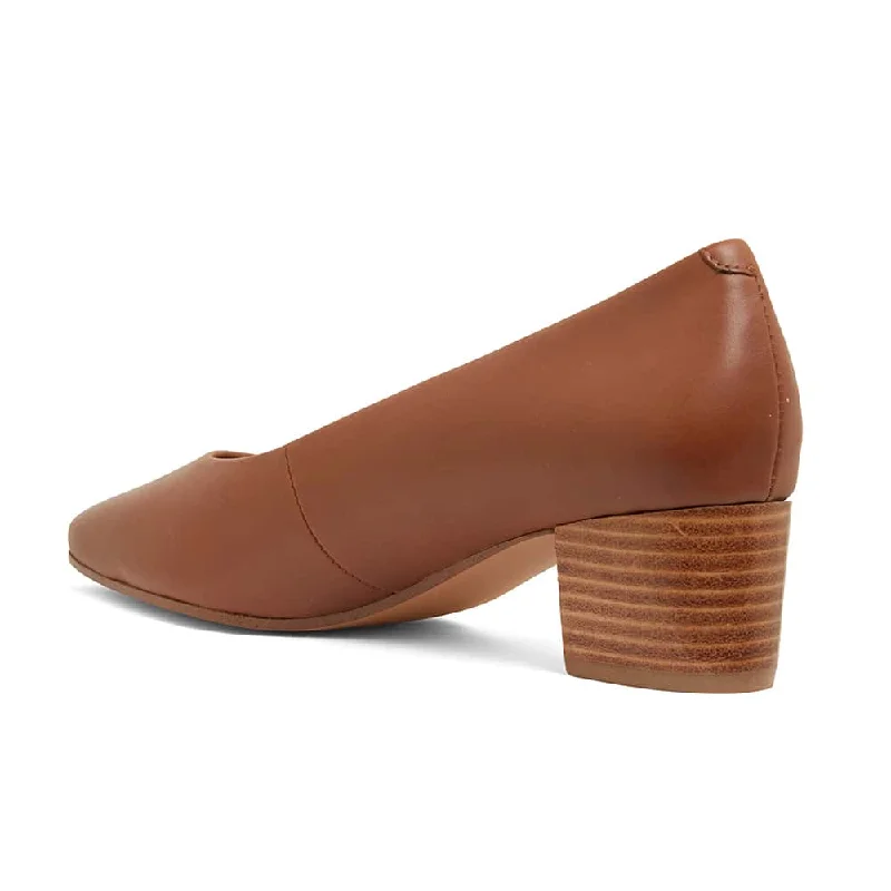 Gamma Heel in Cognac Leather