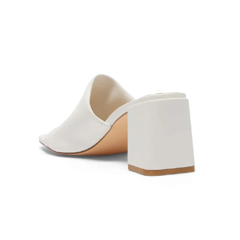 Geri Heel in White Smooth