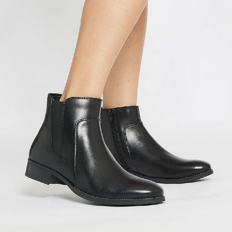 Glasgow Boot in Black Leather