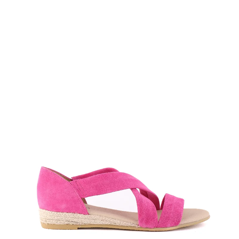 HOLLIE Fuschia Suede