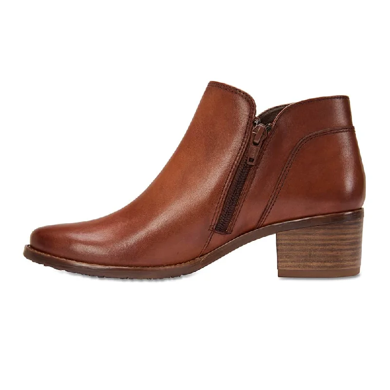 Jake Boot in Mid Brown Leather