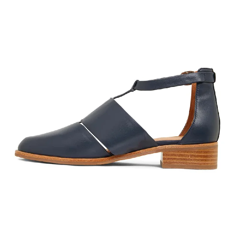 Jocelyn Flat in Navy Leather