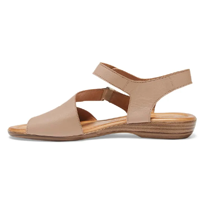 Kenya Sandal in Taupe Leather