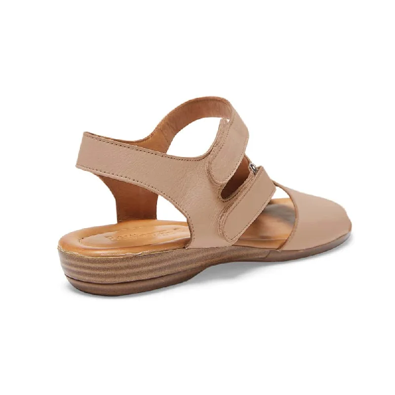 Kenya Sandal in Taupe Leather