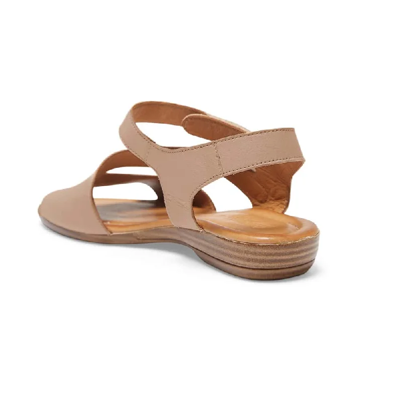 Kenya Sandal in Taupe Leather