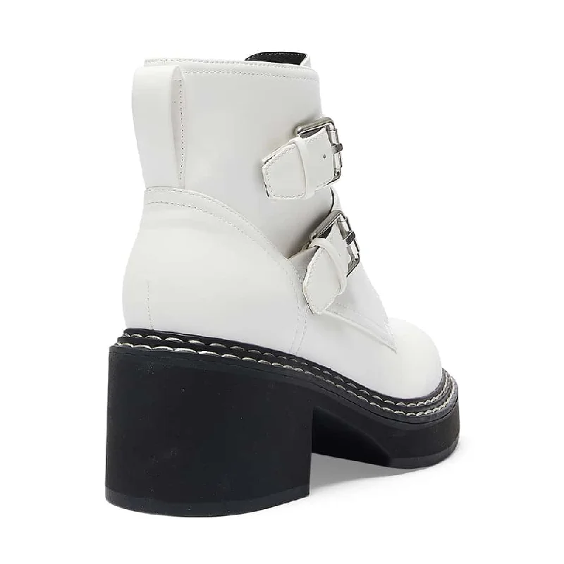 Kurt Boot in White Smooth