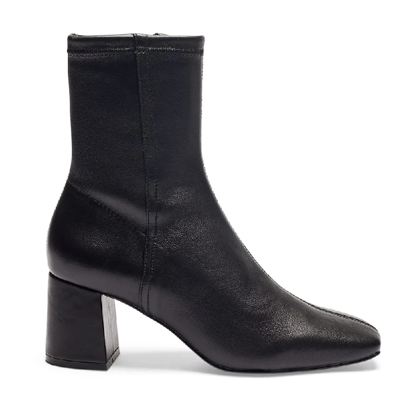 Lantana Boot in Black Leather