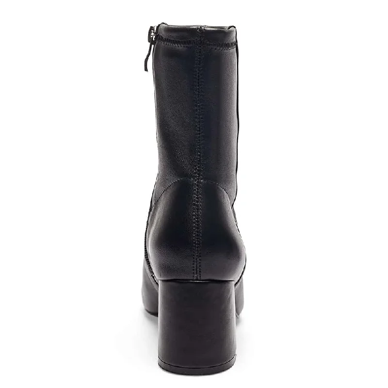 Lantana Boot in Black Leather