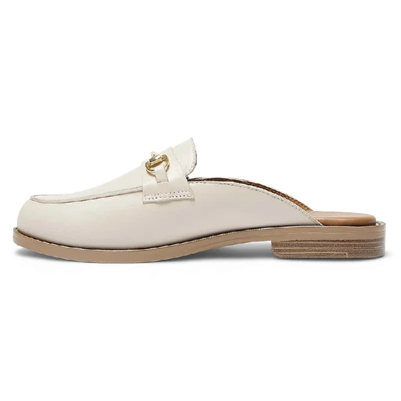 Lena Loafer in Ivory Leather