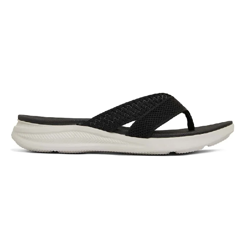 Magda Slide in Black