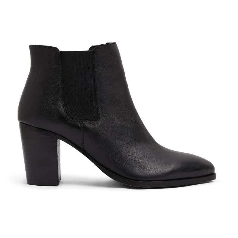 Neddy Boot in Black Leather