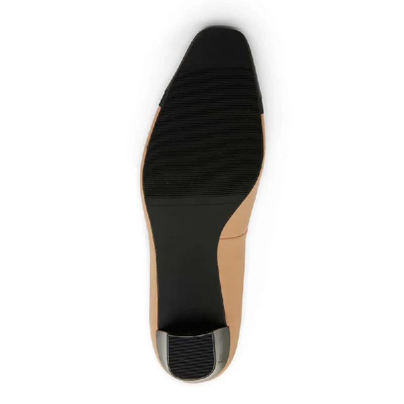 Network Heel in Black And Camel Leather