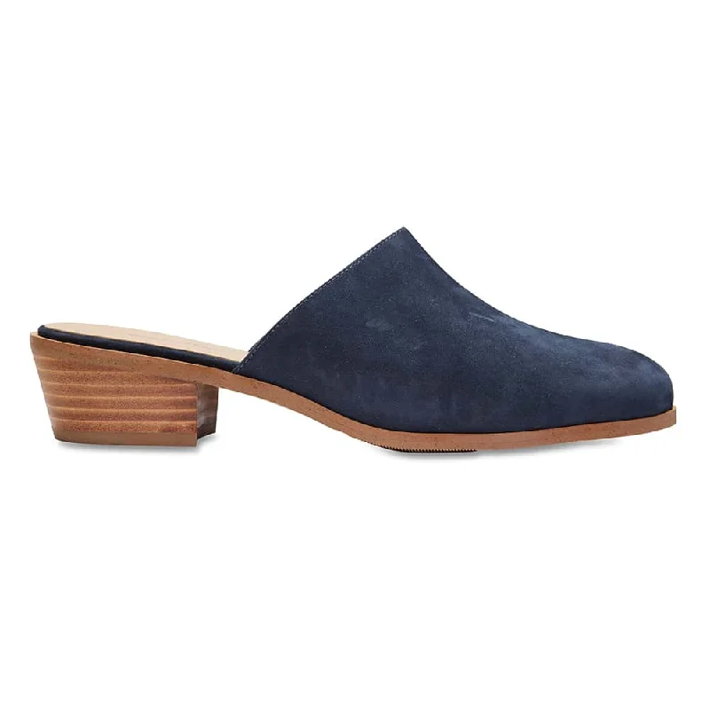 Nevada Heel in Navy Nubuck