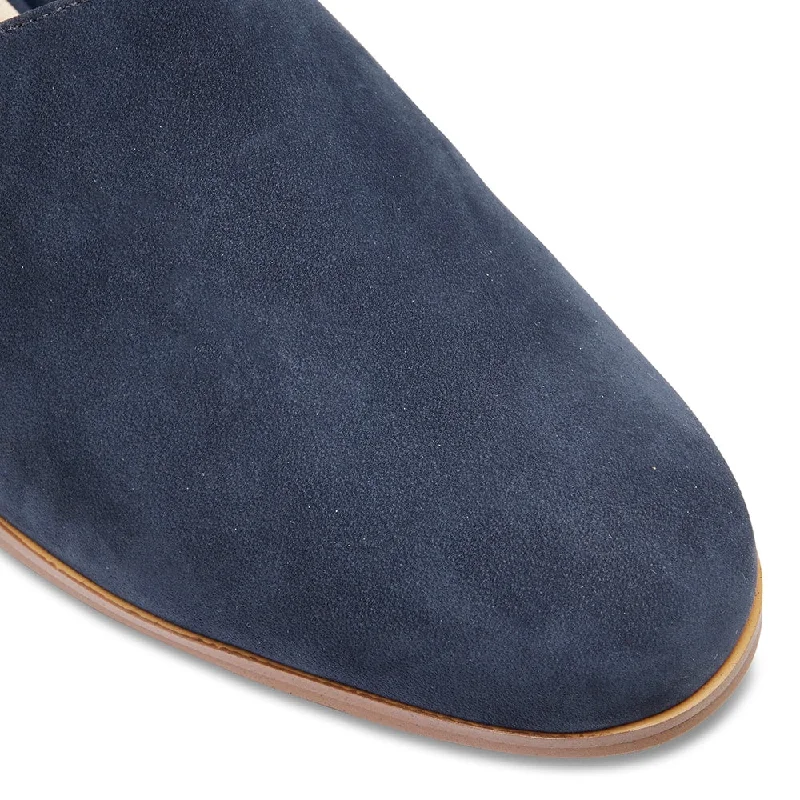 Nevada Heel in Navy Nubuck