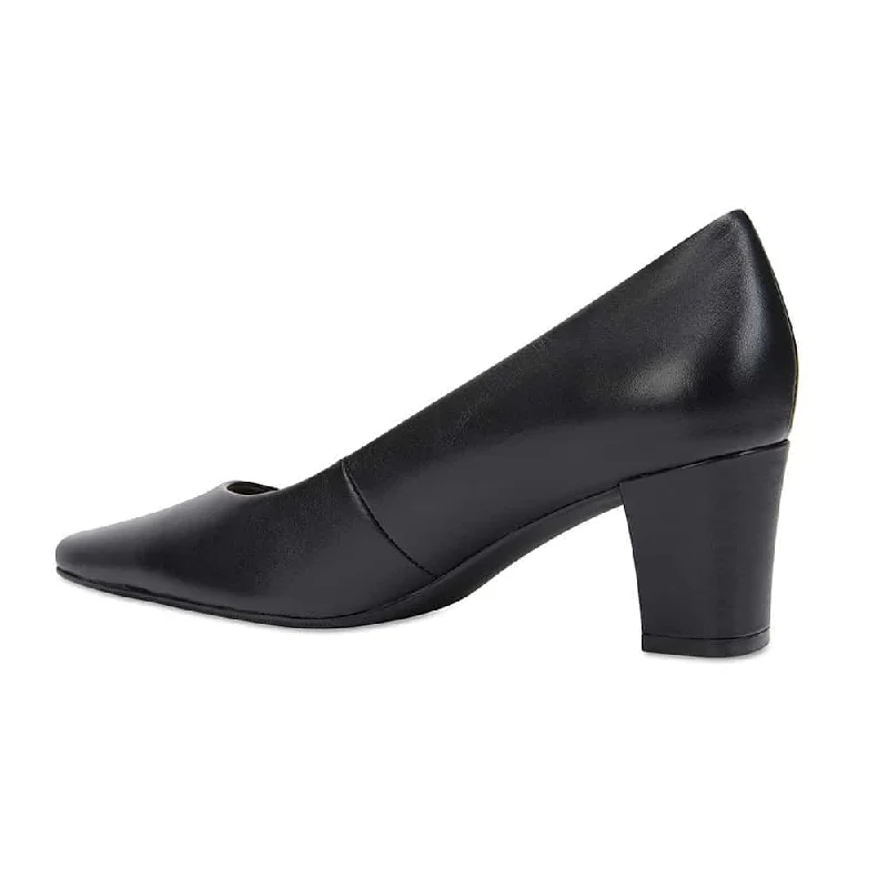 Nicole Heel in Black Leather