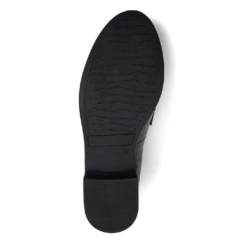 Paragon Loafer in Black Croc