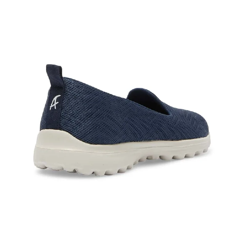 Perry Sneaker in Navy