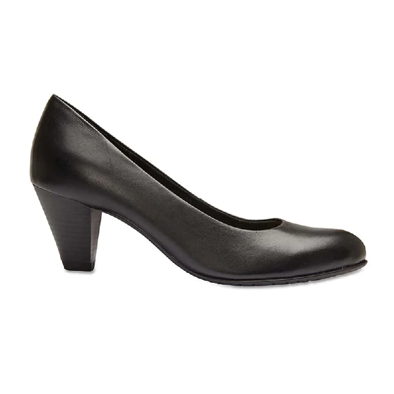 Ragley Heel in Black Leather