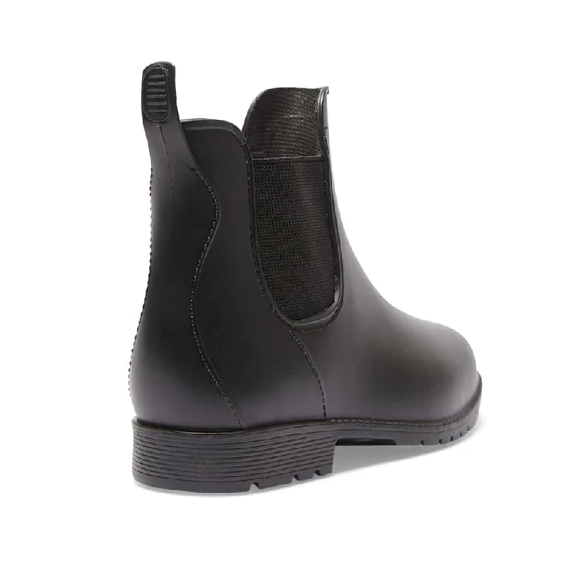 Rainy Boot in Black Smooth