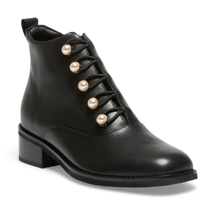 Royale Boot in Black Leather