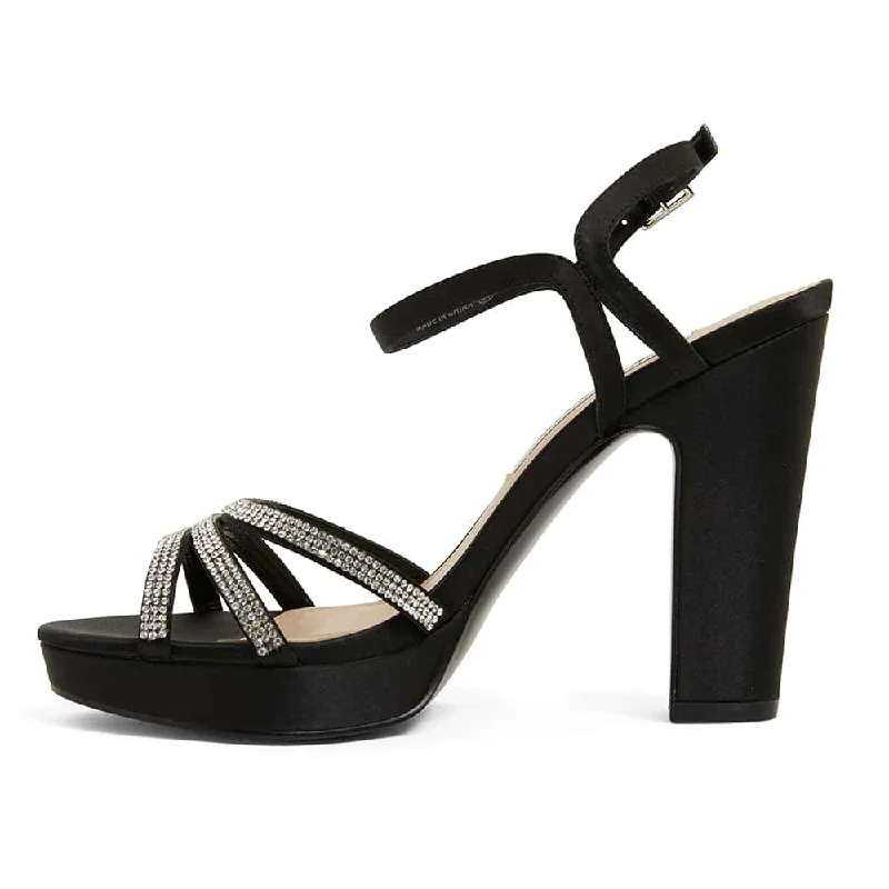 Saralyn Heel in Black