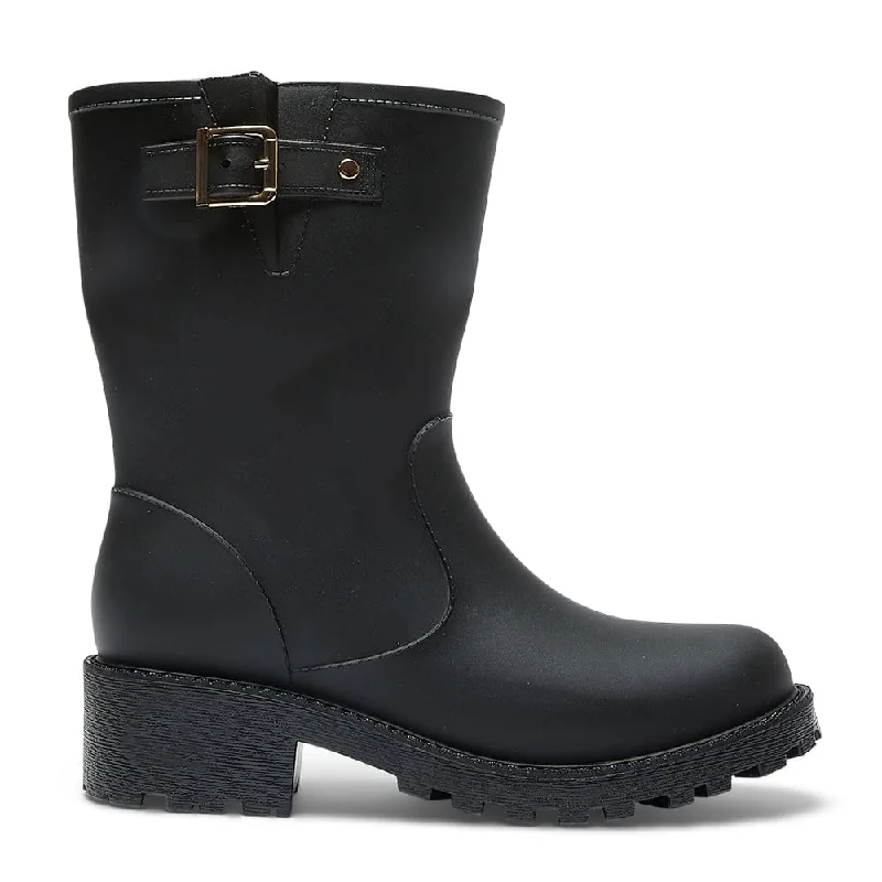 Snowy Boot in Black