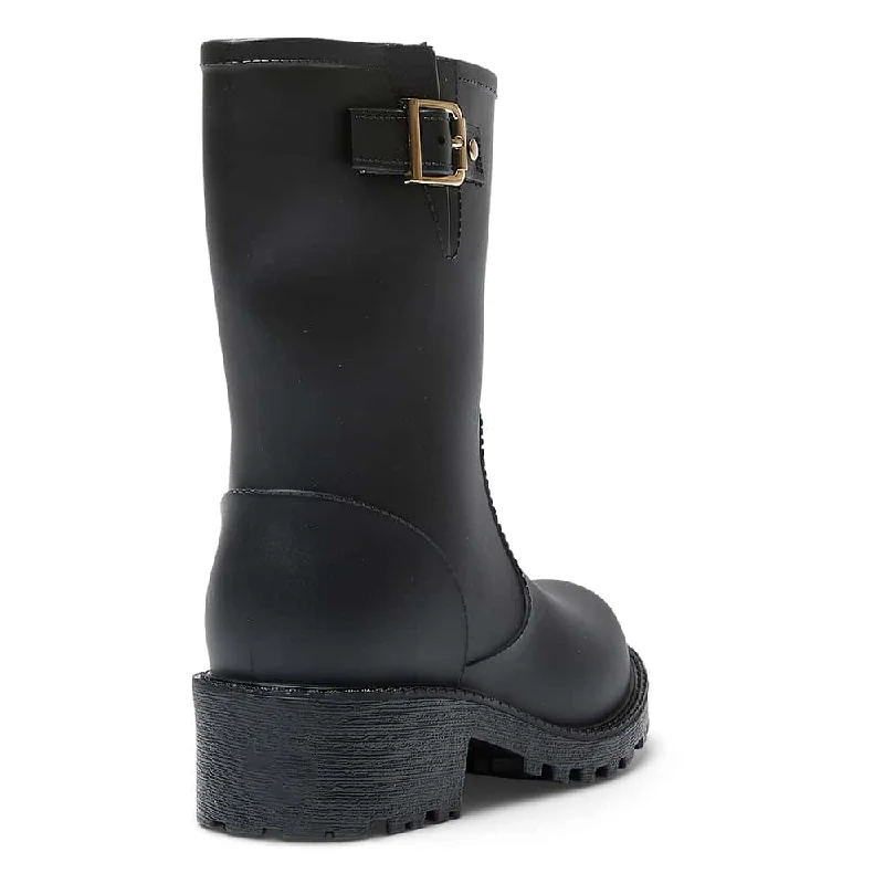 Snowy Boot in Black