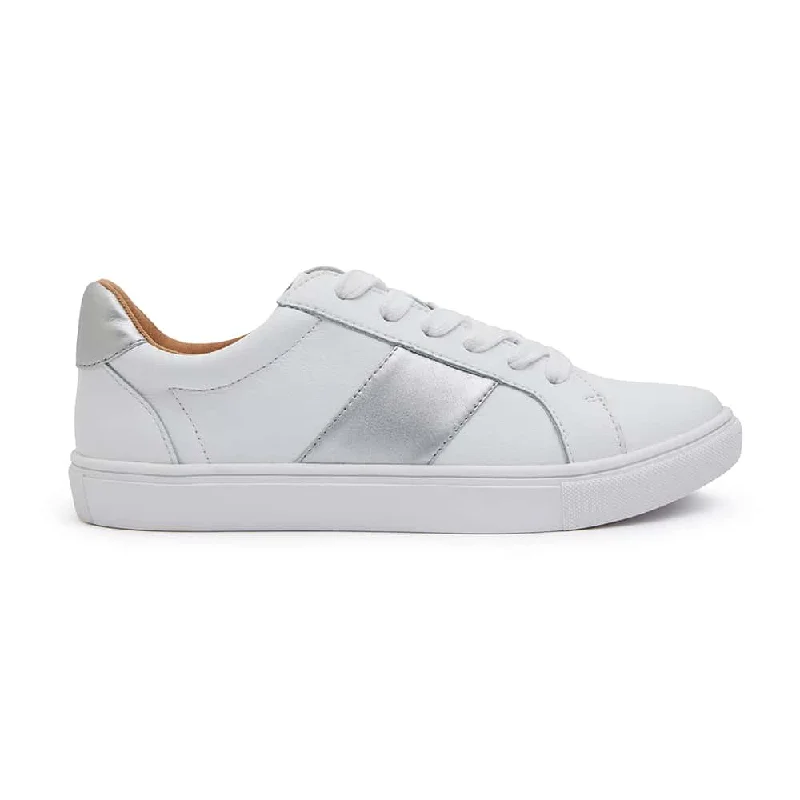 Storm Sneaker in White/silver Leather