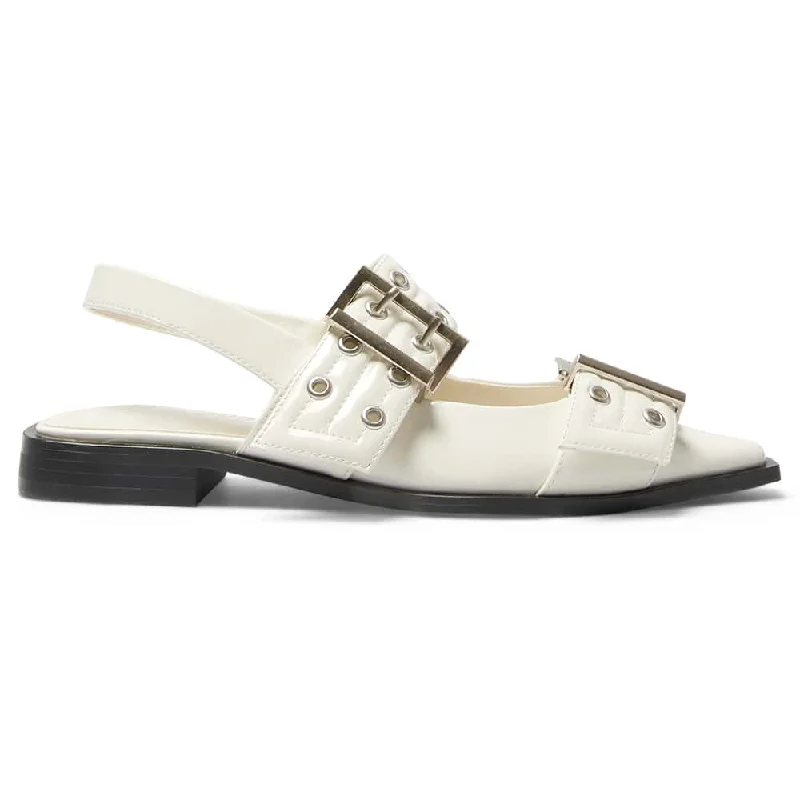 Suzie Flat in Ivory Patent