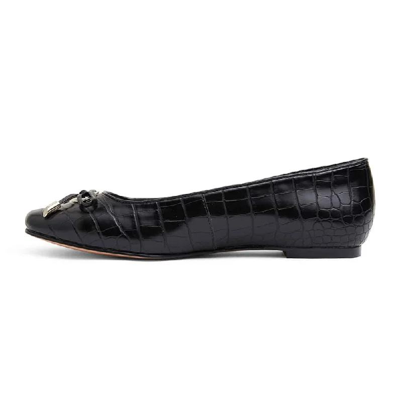 Tabbatha Flat in Black Croc