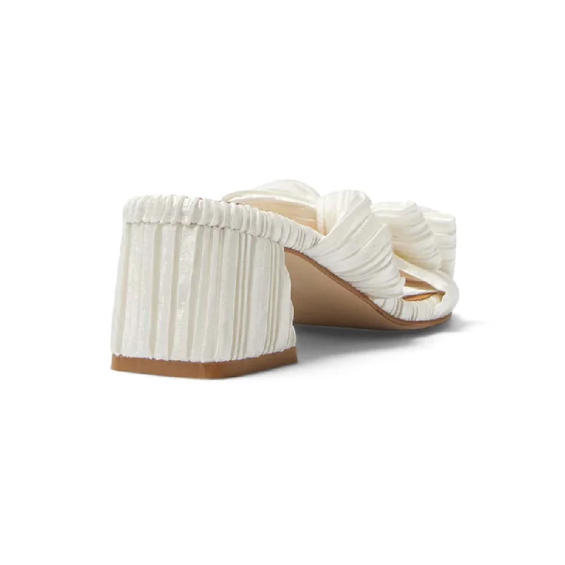 Tiffany Heel in Ivory Pleat