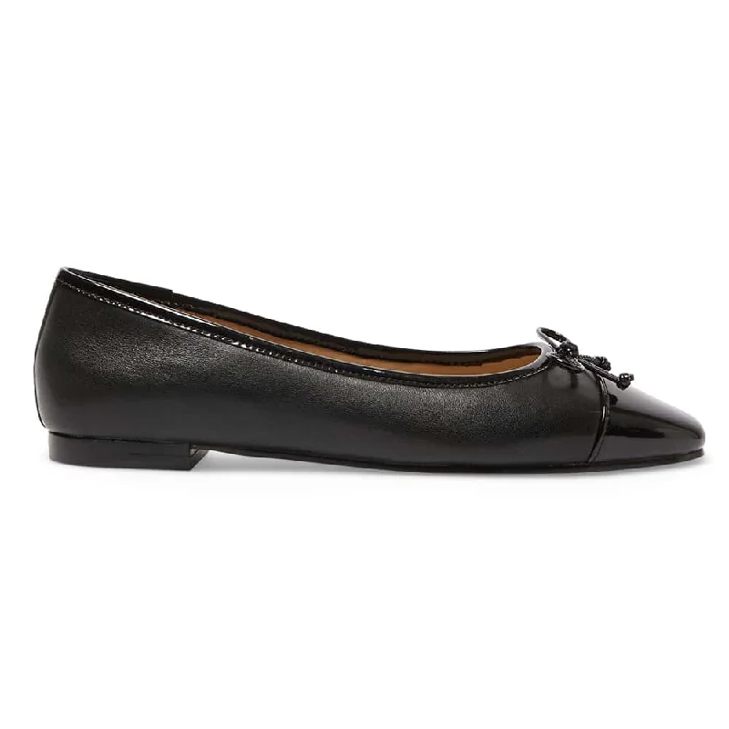 Trella Flat in Black On Black Leather