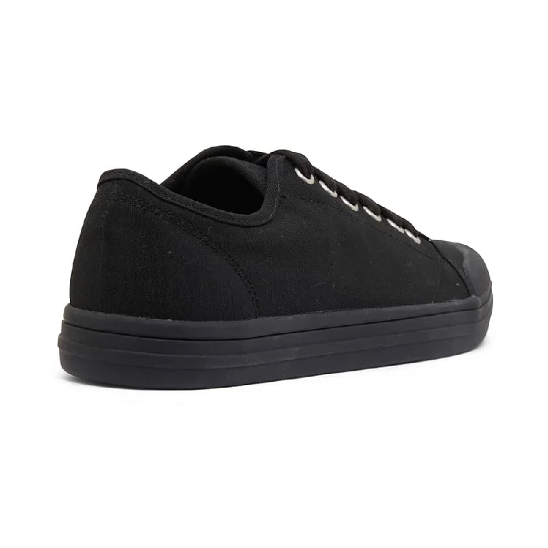 Ventura Sneaker in Black Canvas