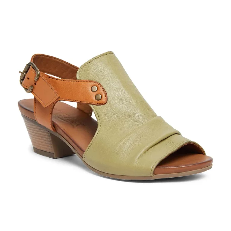 Zambia Heel in Khaki And Cognac Leather