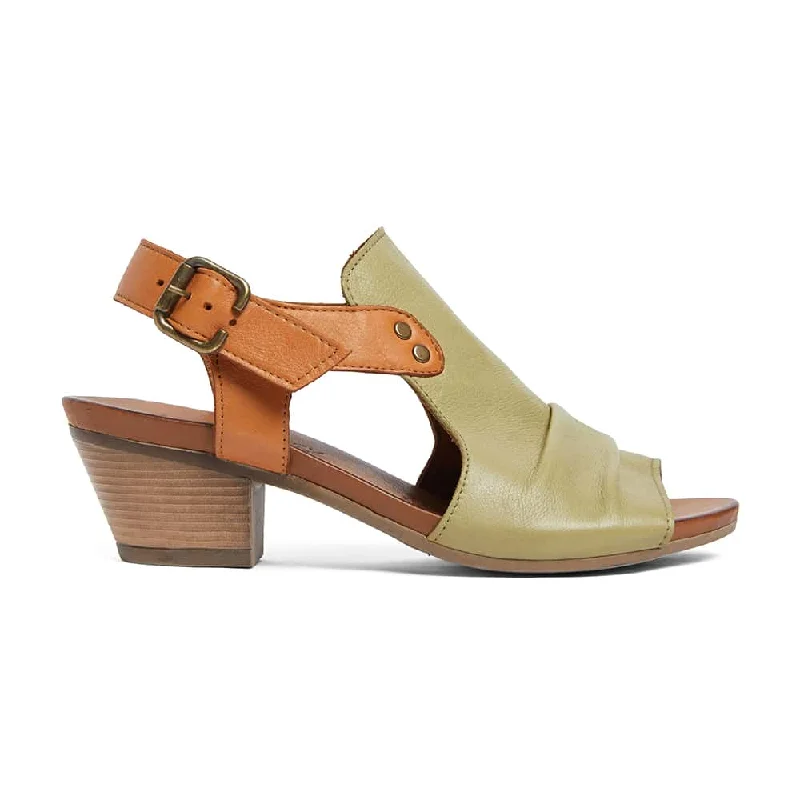 Zambia Heel in Khaki And Cognac Leather